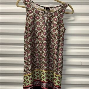 New Directions Multicolor Geometric Sleeveless Blouse
